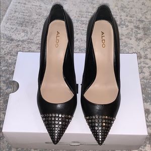 Black Aldo Heels